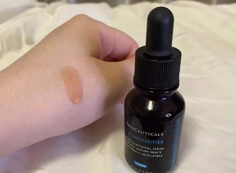 40岁左右女士适合用哪一款精华液,40岁以上的女性适合哪个精华液