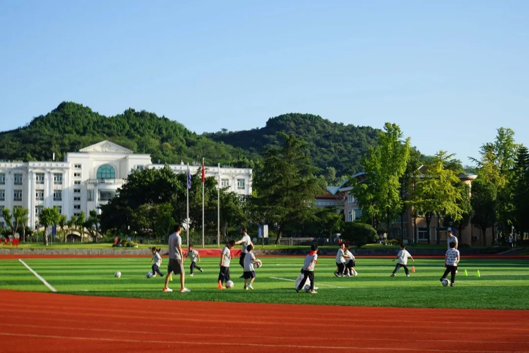 快乐体育运动会,快乐运动健康成长亲子运动会