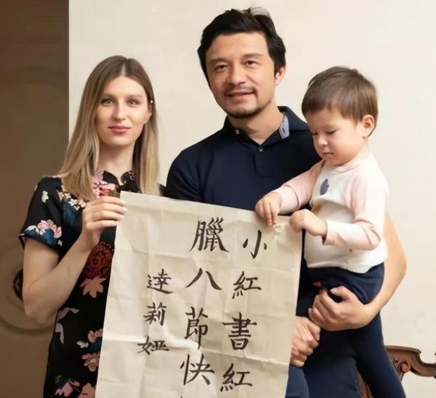 达莉娅谢晖海边照片,谢晖妻子达莉娅是做什么工作的