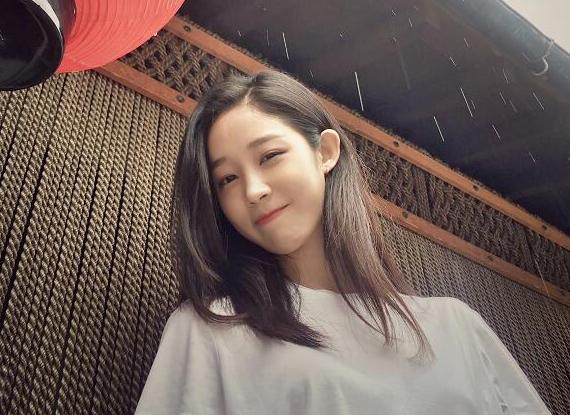 北京联合大学“校花”走红，曾向明星姜潮“示好”，颜值演技逆天