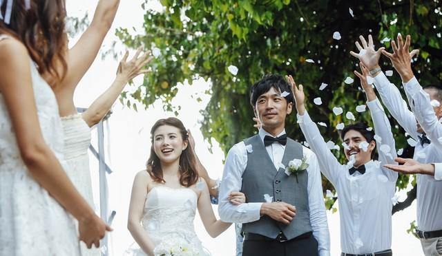 我今年48岁，喜欢上了准女婿，女儿不知真相，准女婿说只想娶她