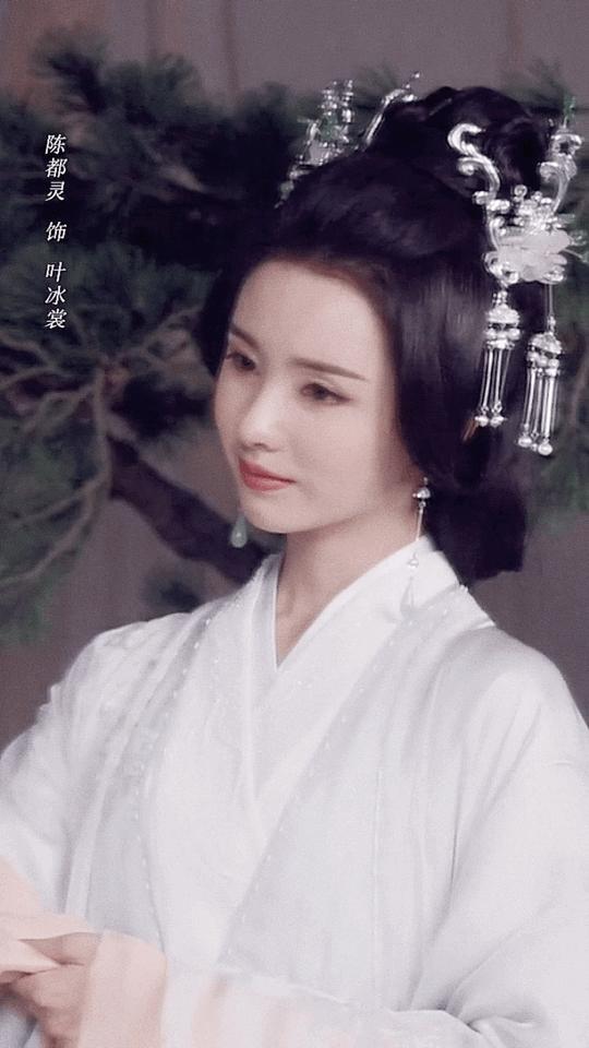 明明同一位女演员，绝色美人和普女就在一线之间，造型太重要了