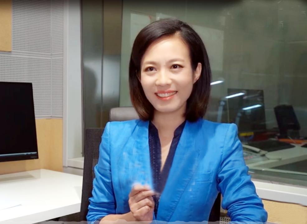 央视主播宝晓峰的老公,宝晓峰央视主持人简介