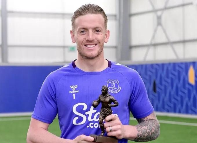 欧洲足坛最新转会消息,欧洲足坛今天转会视频