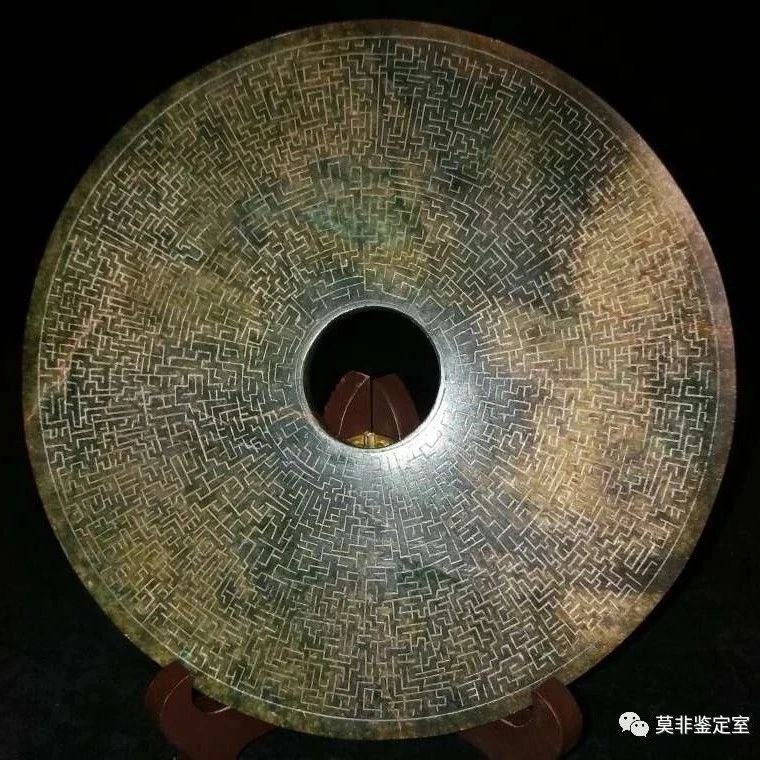 翠玉镯的鉴别方法,为什么翡翠手镯假货也有证