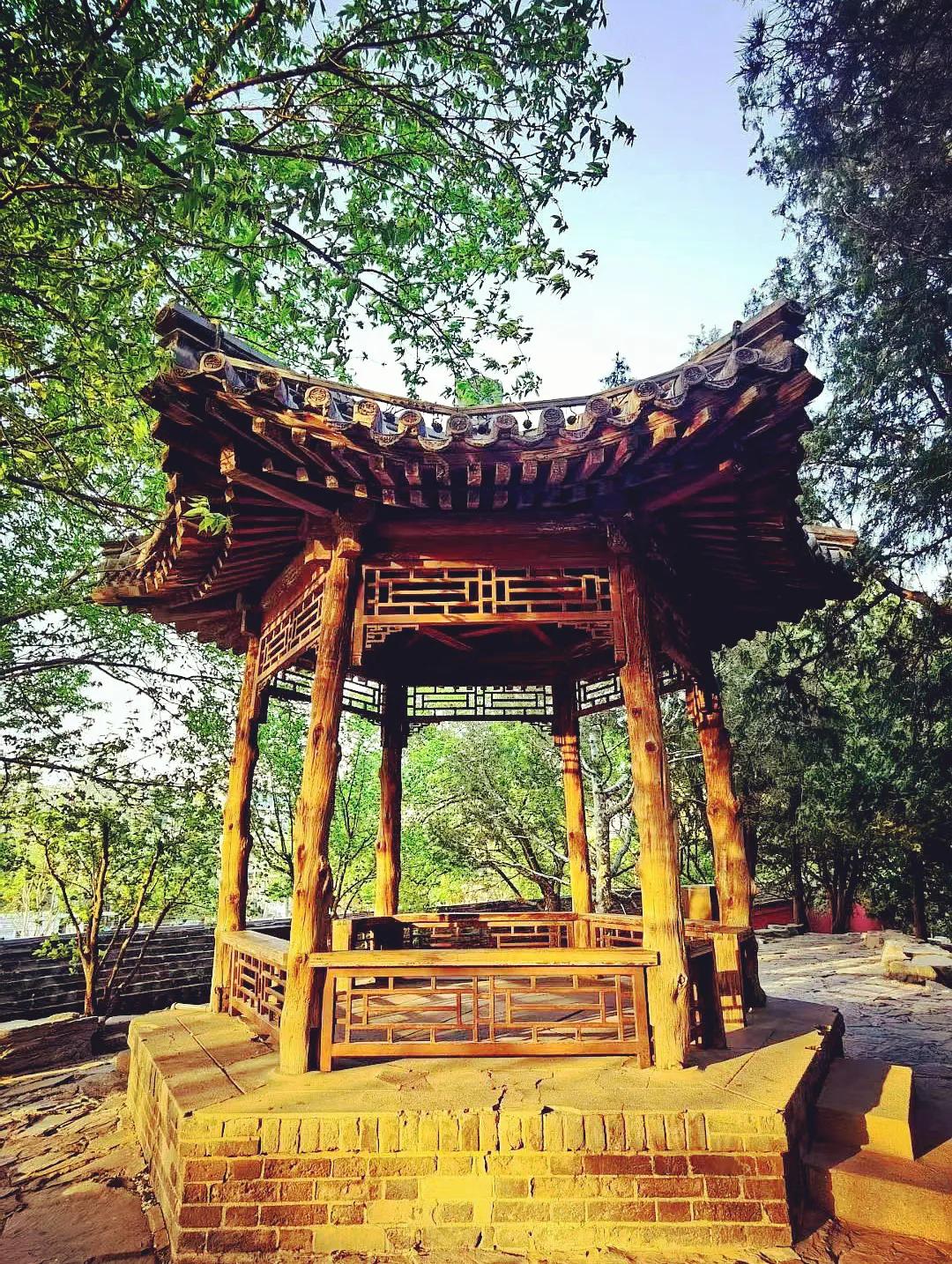 北京人私藏的皇家御苑，“让我们荡起双桨”的地方