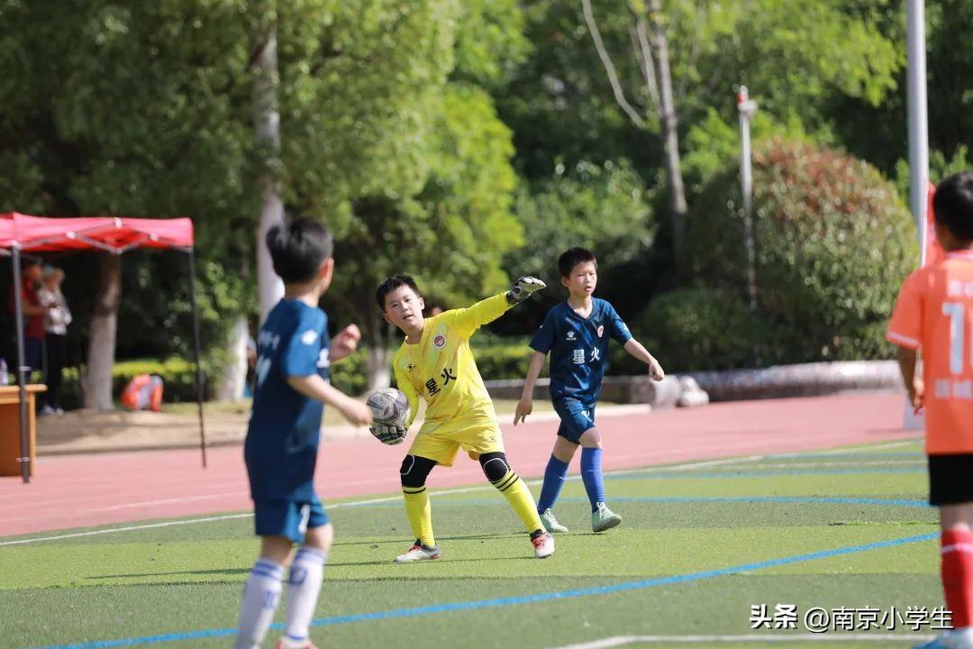 建邺区春季校园足球联赛,河西南外足球