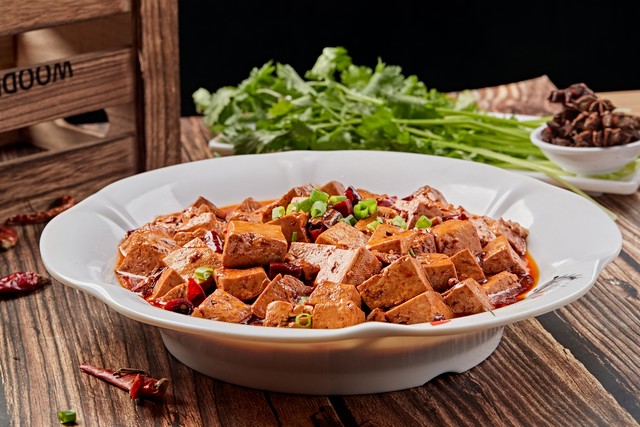 我们现在的生活条件能比的过，商纣王的酒池肉林吗