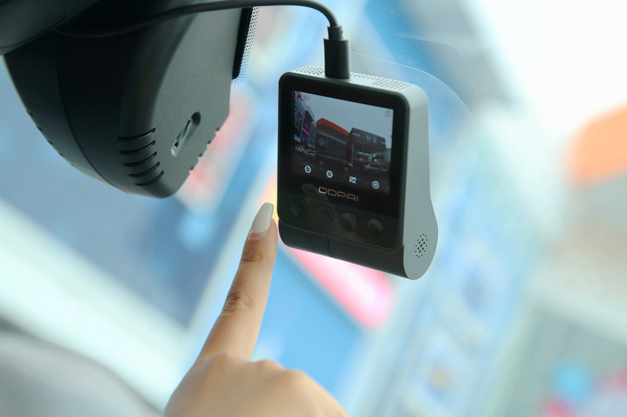 盯盯拍行车记录仪5和z50参数对比,行车记录仪盯盯拍z50录音效果