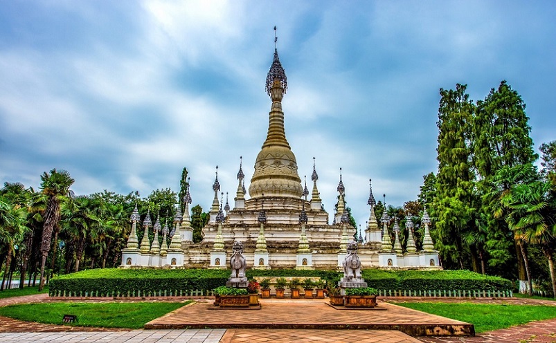 昆明旅游必去十大景点有哪些,昆明市区必玩旅游景点排名前十