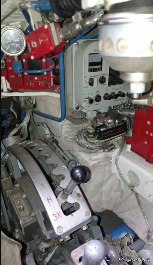 俄罗斯扔下了多少物资,俄t90m坦克被缴获