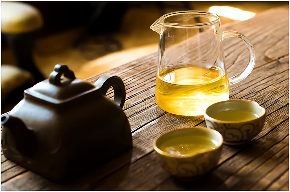 泡茶注意这些窍门让茶汤好喝100倍,泡茶为什么开始只倒一点水