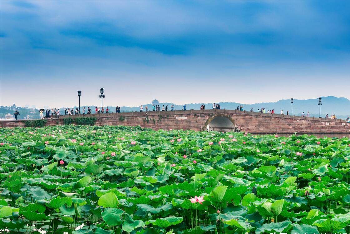 现在最适宜去的旅游景点,旅游十大必去景点排名大全