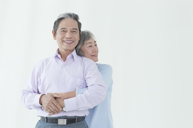 老公花了小三的钱法律保护吗,老公为小三守身该怎么反击