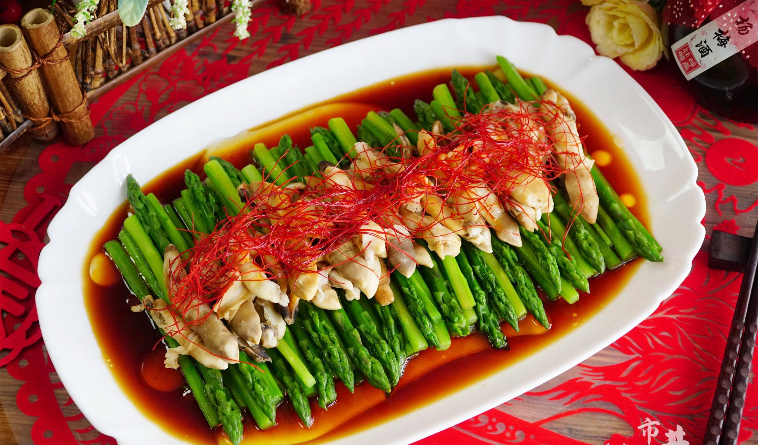 蛏子和牛肉哪个更补铁,蛏子和生蚝哪个更补铁