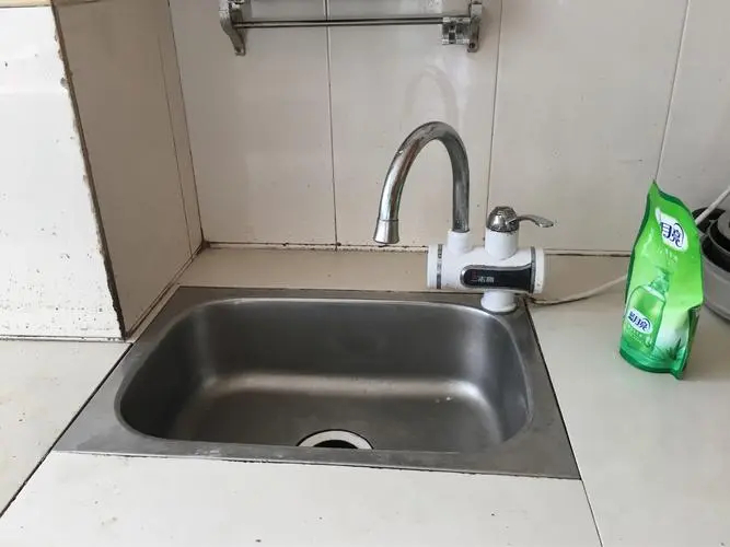 电热水龙头坏了关不住怎么办,电热水龙头是好是坏