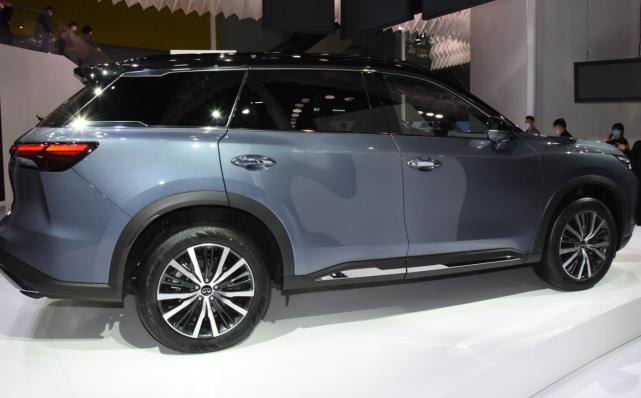 英菲尼迪qx60新款2023越野测试,2022款全新英菲尼迪qx60越野