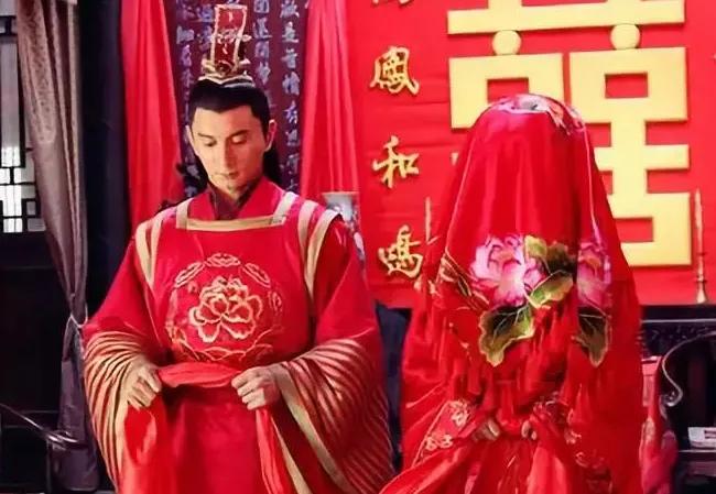 娶妻不逢半什么意思,台阶不踩双娶妻不逢半啥意思