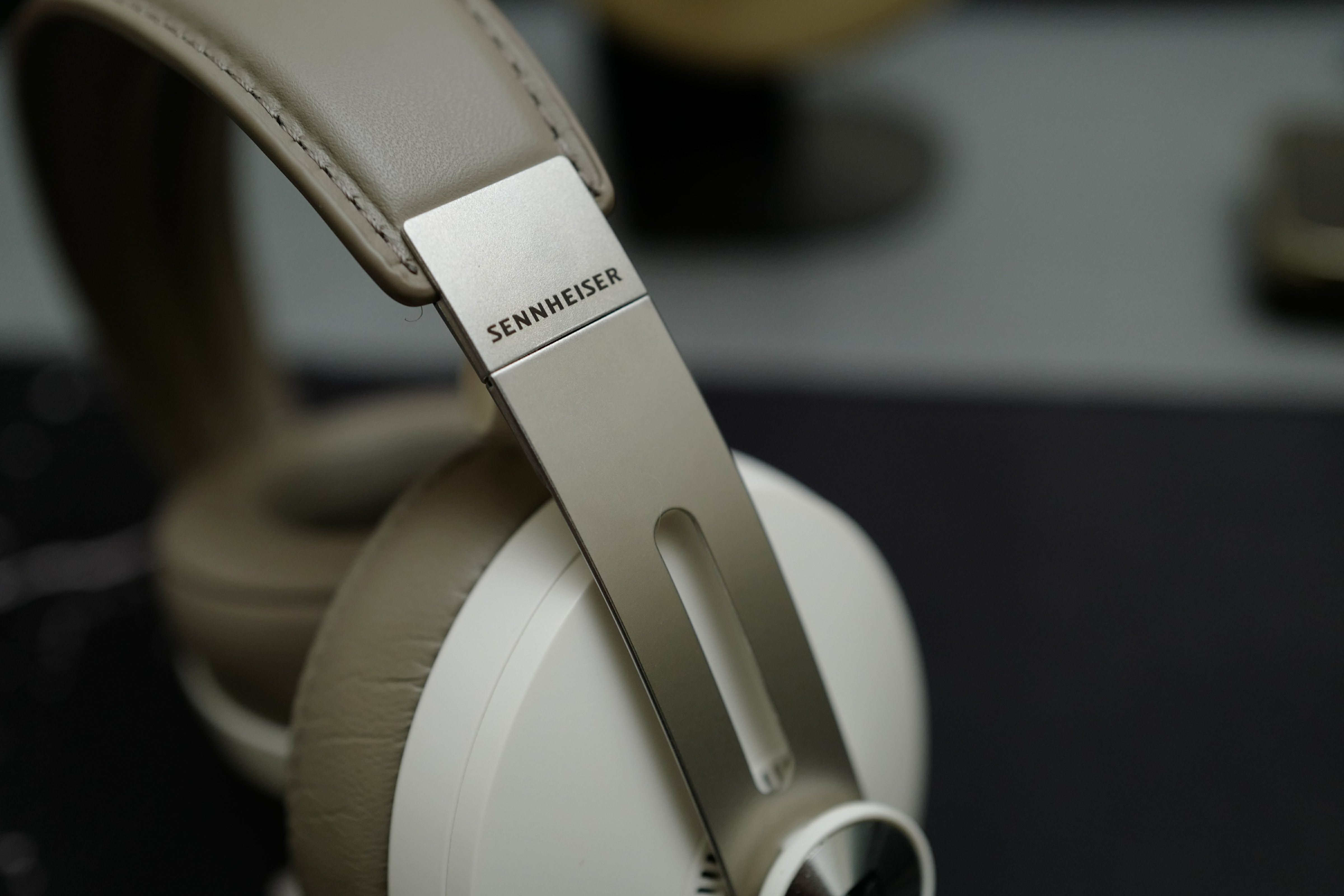 森海塞尔和索尼降噪耳机,森海塞尔和索尼降噪耳机哪个好