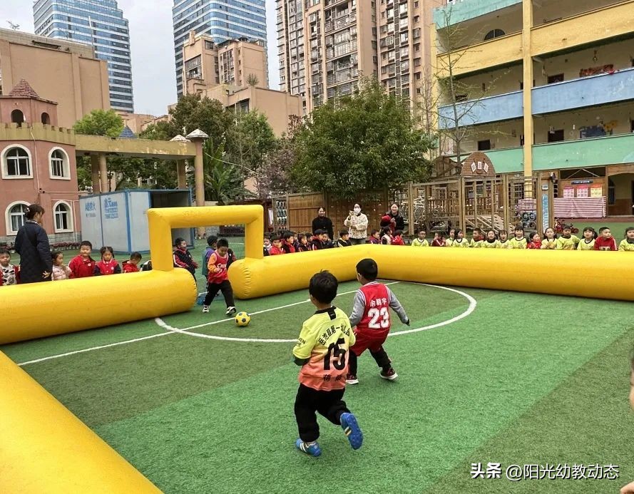 幼儿足球联赛快乐大比拼,岳池县小学足球比赛