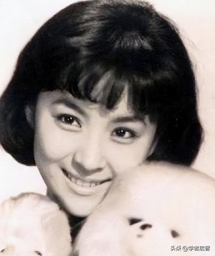 谢贤跟coco岁数差距有多大,被大49岁谢贤独宠12年