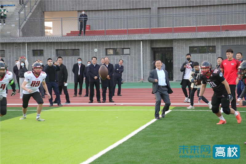 山西大学东山校区积力体育馆,山西大学操场建成仪式