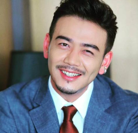 杨烁为啥不火了,16岁的杨烁近况