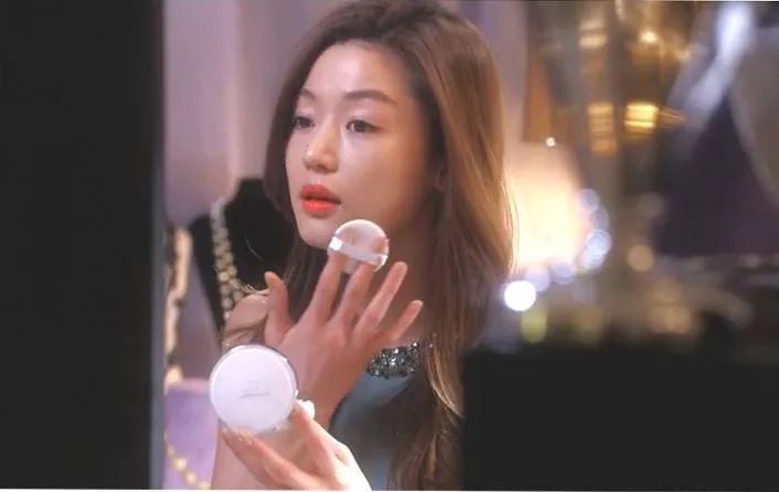 消费者不喜欢推销也不喜欢被教育,韩妆退出国内市场