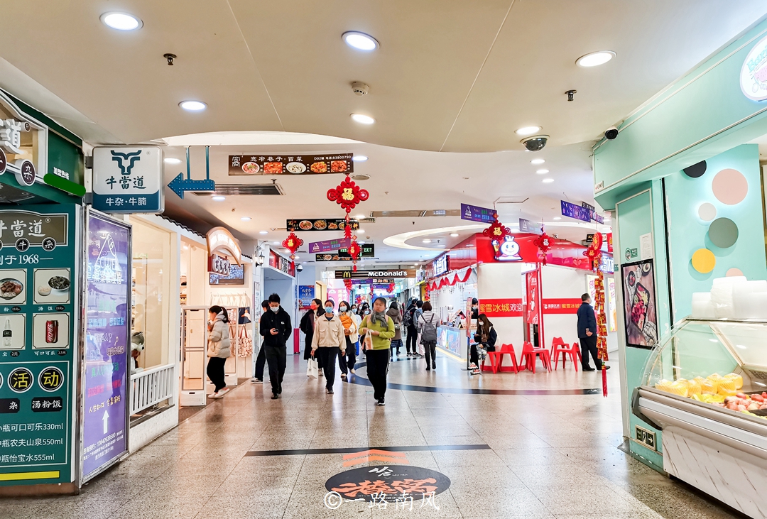 广州曾经的繁华已不复存在,广州公园前地下商场