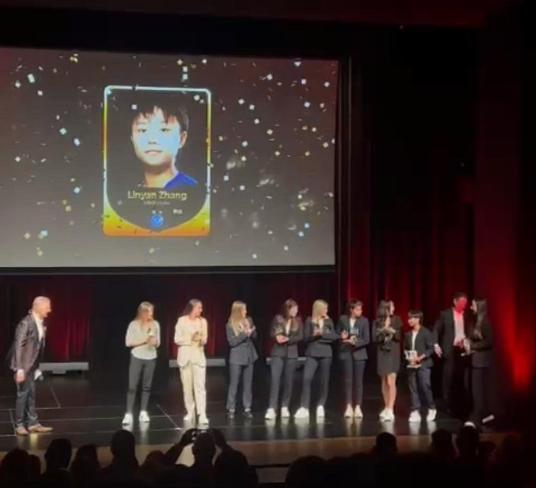 张琳艳第三球反越位,张琳艳连过三破门