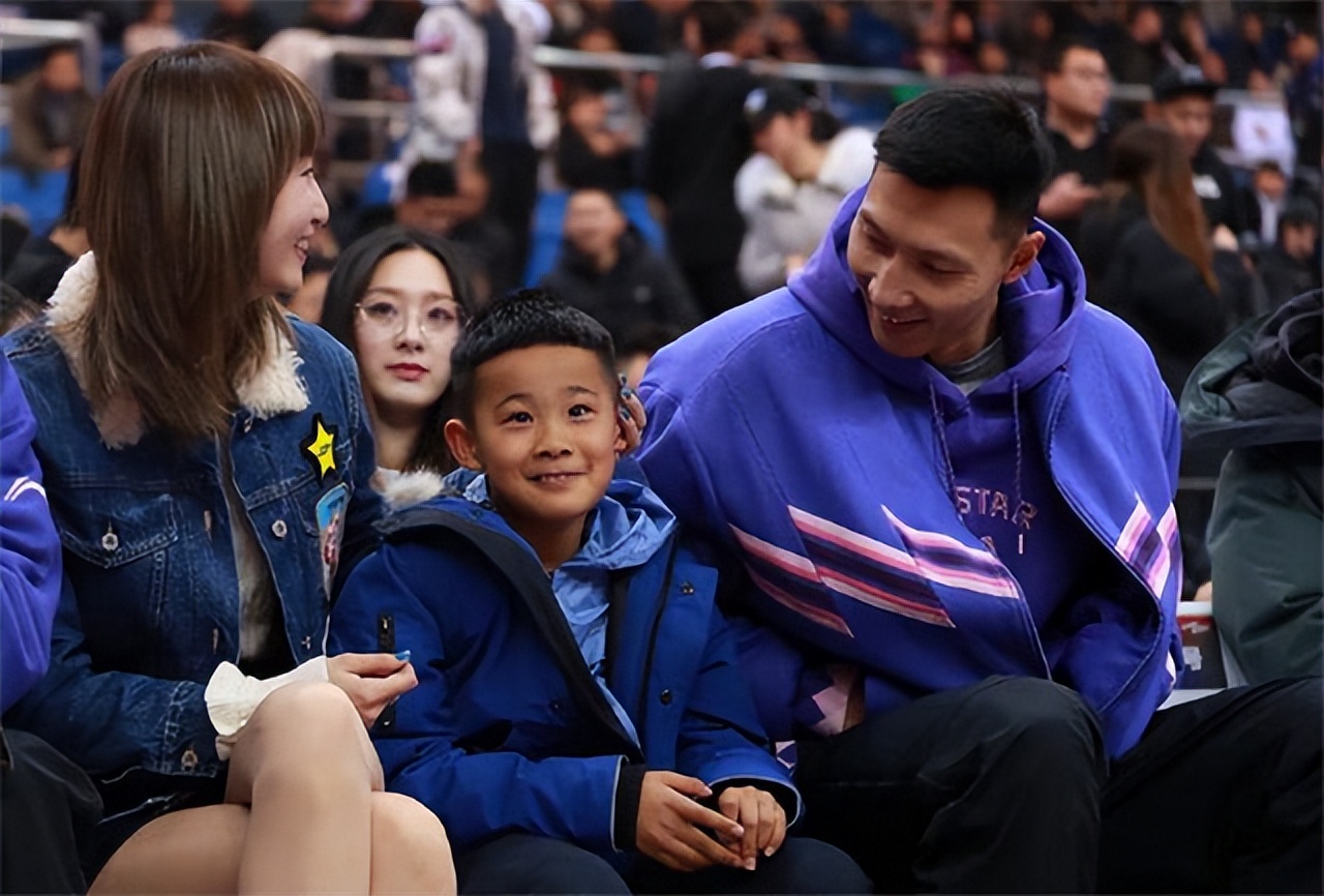 易建联娶老婆了吗,易建联身价上亿迎娶巴西宝贝