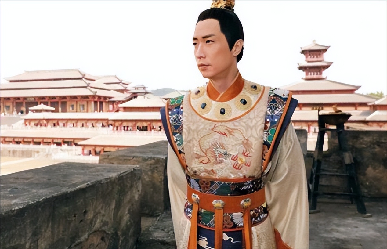 唐玄宗为什么无法扭转大唐颓势,唐玄宗因为一个女人使大唐衰败