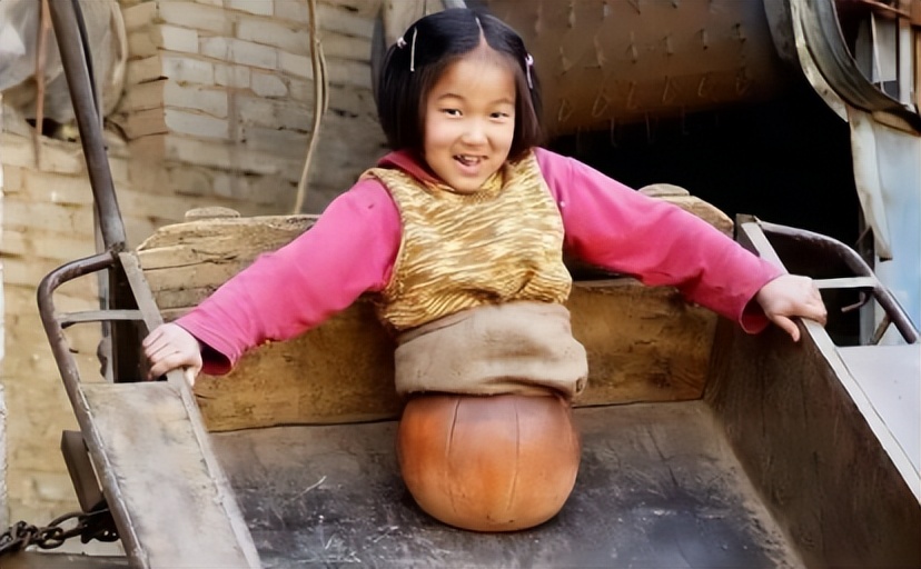 篮球女孩钱红艳车祸纪录片,失去双腿的篮球女孩钱红艳