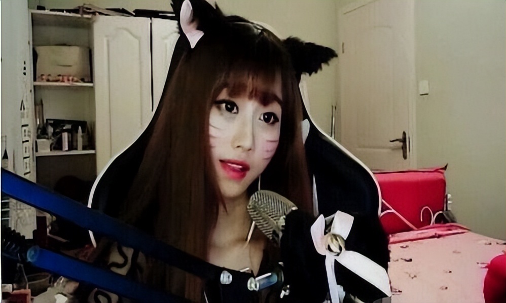 揭秘抖音网红真的月入百万吗,打造网红月入百万