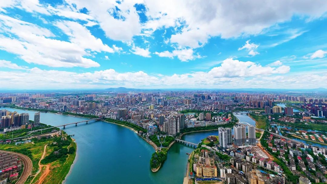 湖南美食小县城,湖南第二大最穷城市