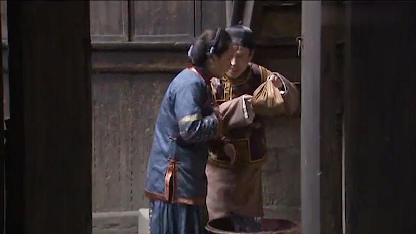 揭露旧社会女性悲惨的电影，妻子为替丈夫还债，80块钱租给老地主