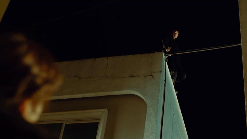 让邻居追妻子的电影,新婚夫妇被隔壁邻居盯上的电影