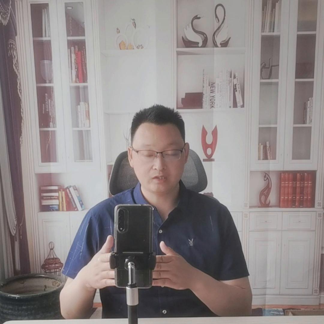 致敬每一位创业的朋友#创业#创业者@DOU+小助手