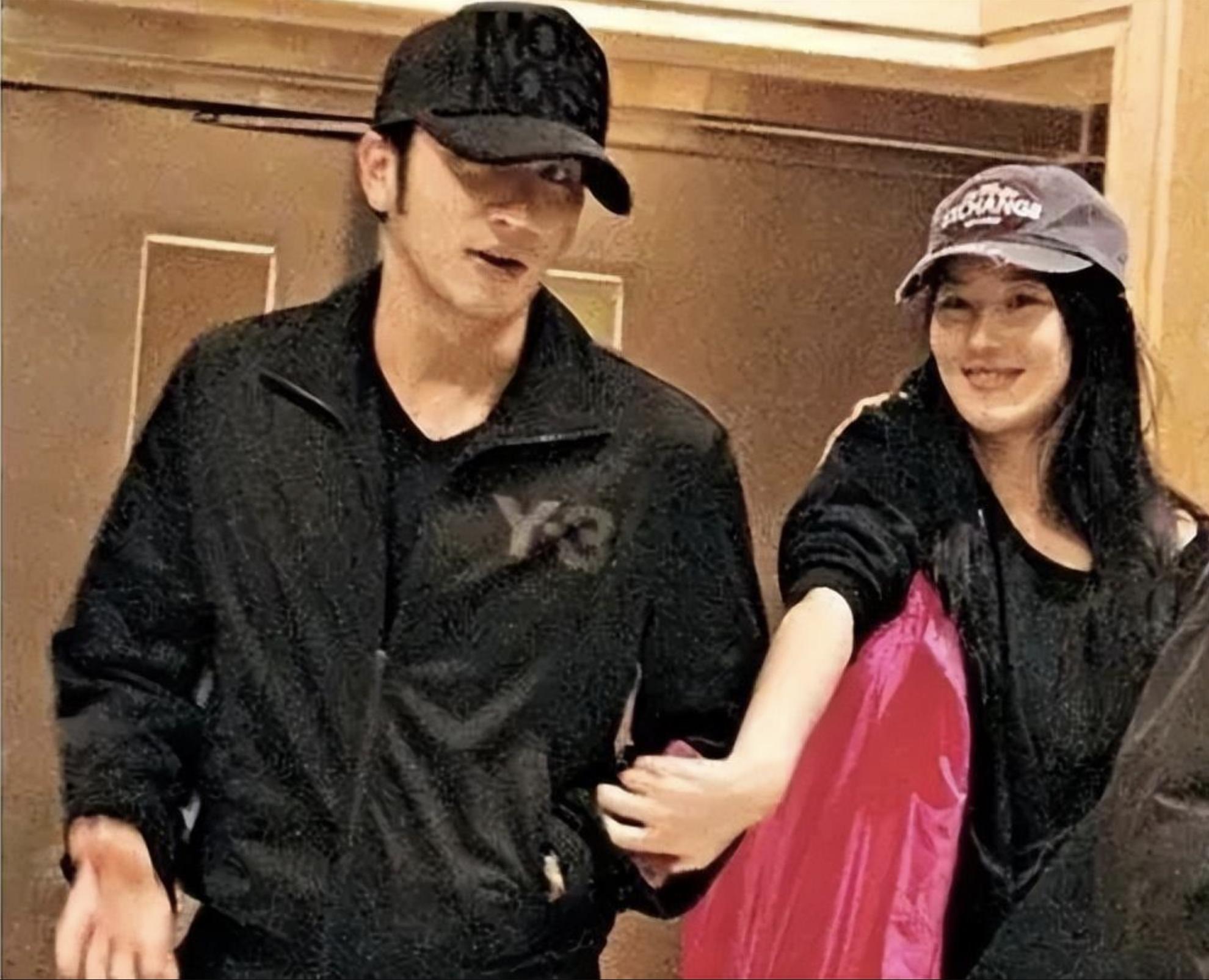 张馨予被喊军嫂造型,张馨予被洗白完整版