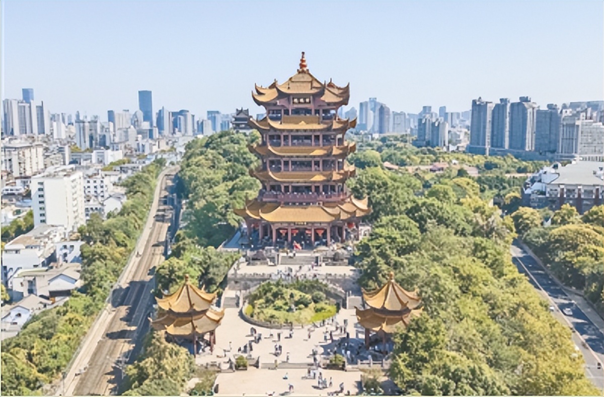 「全面开展“三标”活动」武汉：水陆空联动，产业群勃兴