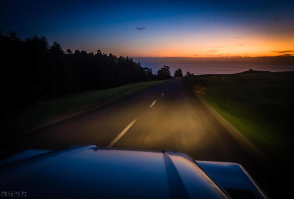 新手驾驶汽车必备技巧,新手驾车必看的驾驶技巧