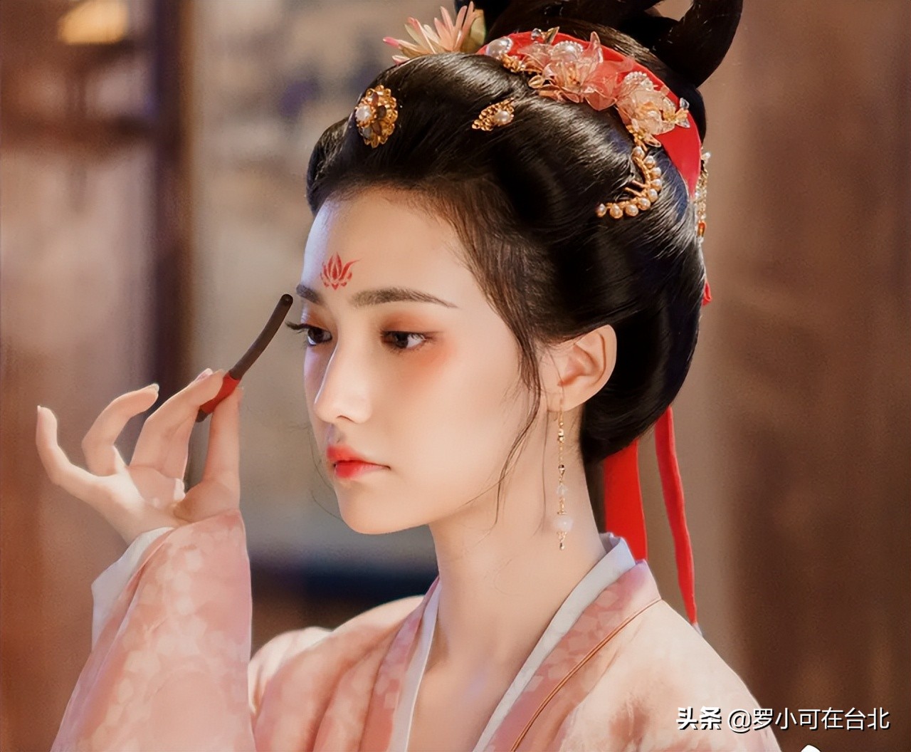 梦华录中池衙内哪一集喜欢赵盼儿,梦华录赵盼儿假装花魁