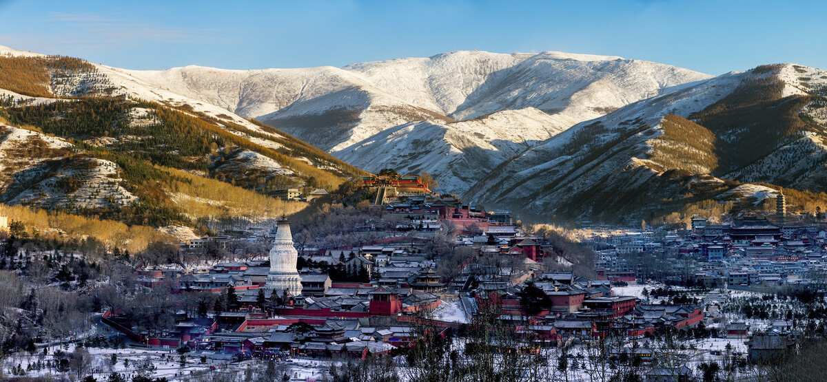 国内人气最旺的十大宗教名山,国内人气最旺十大名山