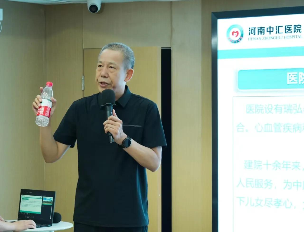 [健康科普]河南水氪科技在*党**旗下开展居民食品安全普及宣传（图）