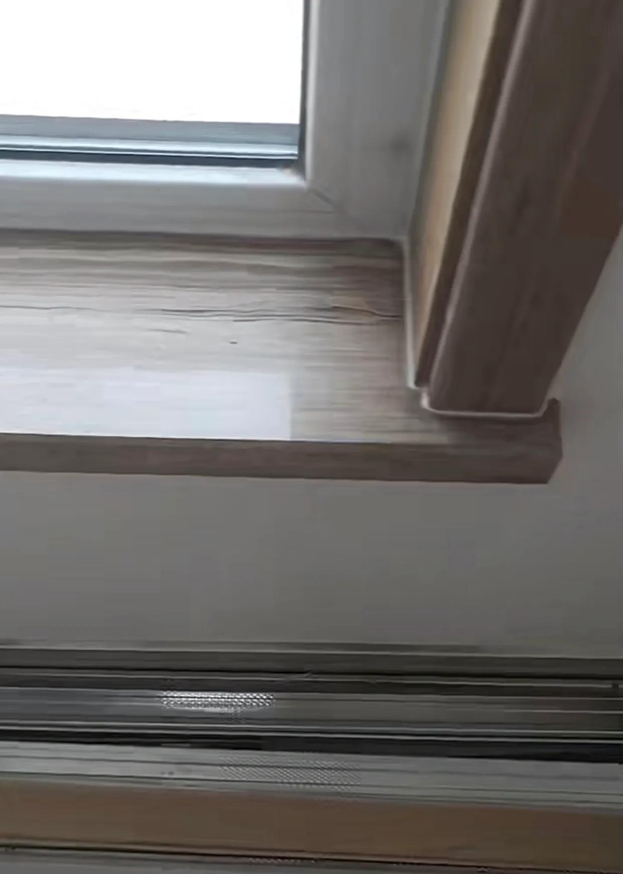 跑了10个工地现场，我终于明白了实木烤漆窗套和不锈钢窗套的区别