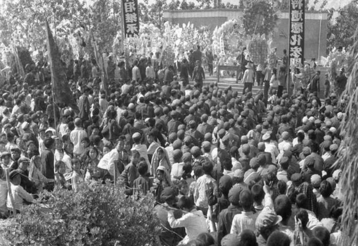 焦裕禄兰考葬礼真实场面,兰考县焦裕禄怎么去世的