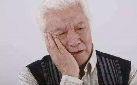 老年人一般多少岁才开始“掉牙”？牙齿脱落后，需要注意什么？