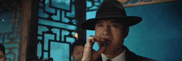 美胸女子怎样发动机