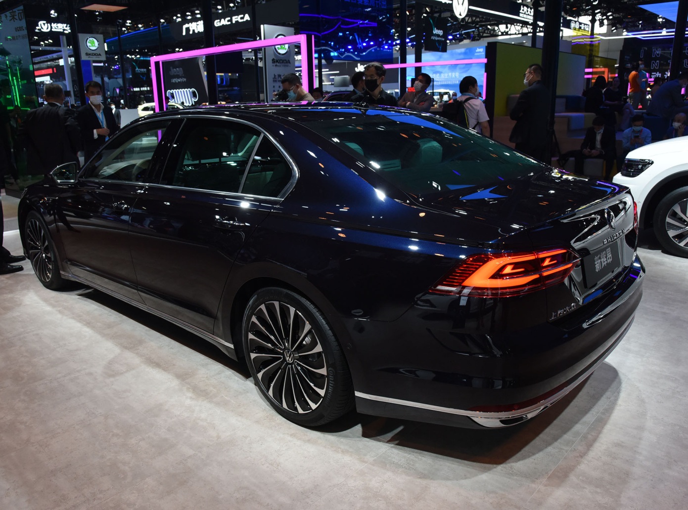 21万真的能买到大众辉昂吗,花三十多万买大众辉昂值得吗