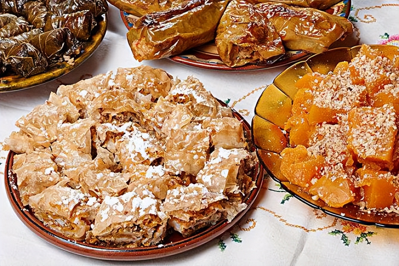 保加利亚盛产玫瑰吗,保加利亚盛产玫瑰精油的条件